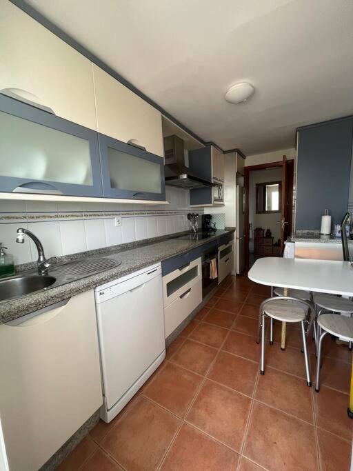 Marbella Piso En Casco Junto A Playa Piscina In Summer Season מראה חיצוני תמונה