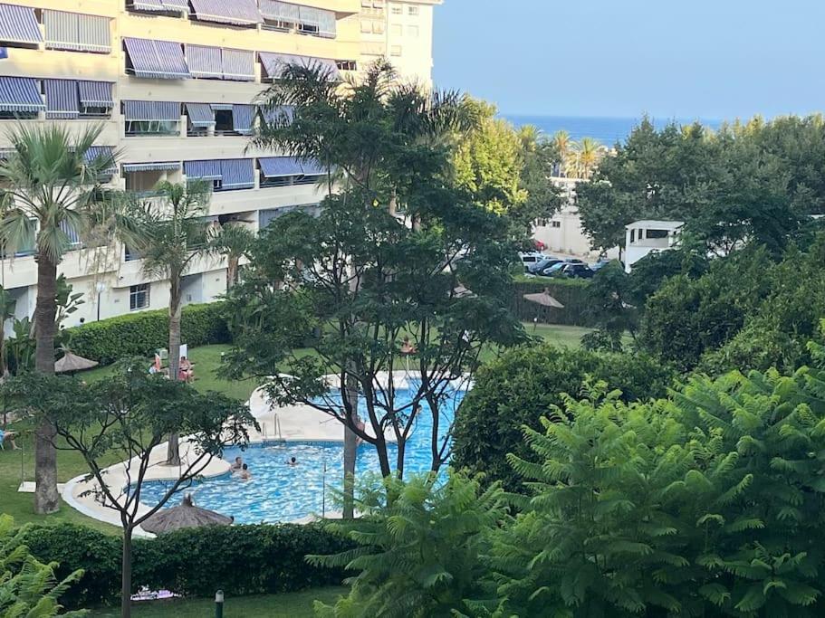 Marbella Piso En Casco Junto A Playa Piscina In Summer Season מראה חיצוני תמונה