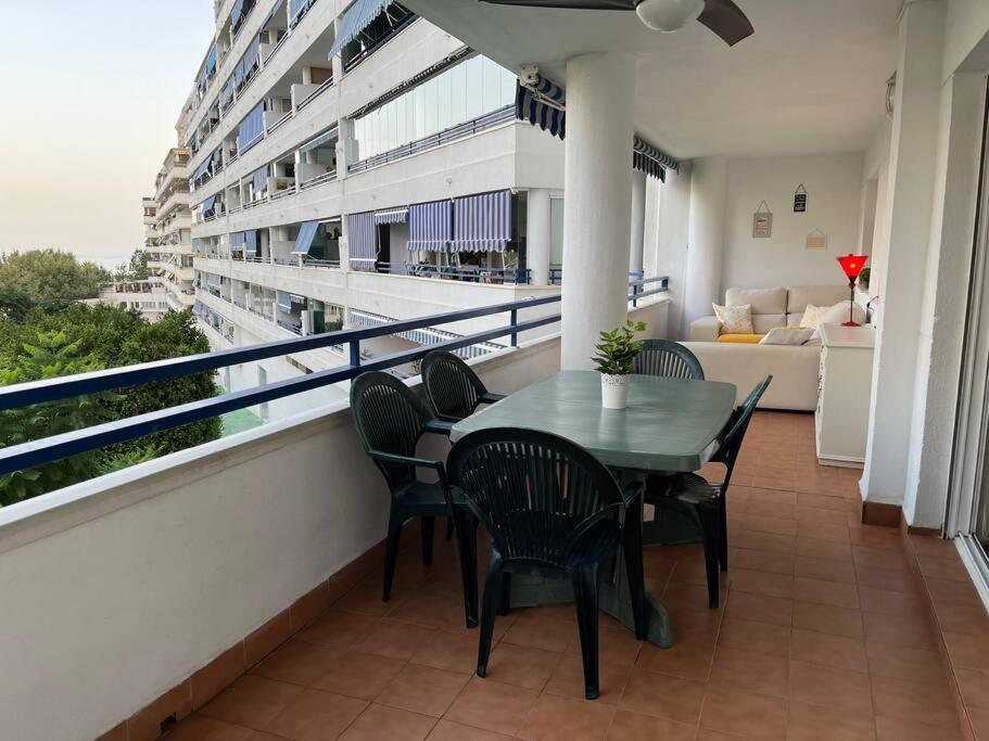 Marbella Piso En Casco Junto A Playa Piscina In Summer Season מראה חיצוני תמונה